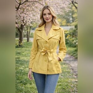 Weather Tamer Yellow Jacket | Size Small | Lightweight Spring Coat Button Up